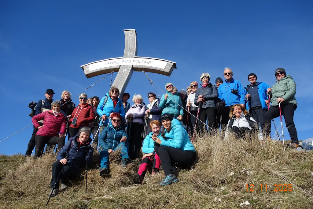 Čez Blekovo planino na Trupejevo poldne