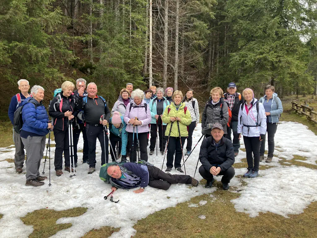 V Krmo k cvetočim podleskom