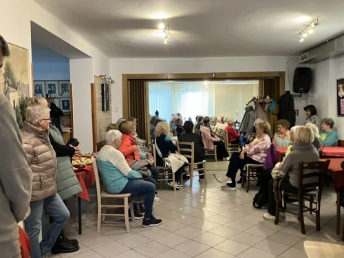 Dvorana-je-bila-premajhna