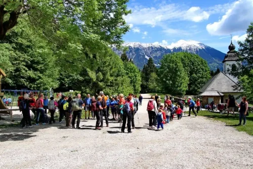SREČANJE POHODNIKOV DUG