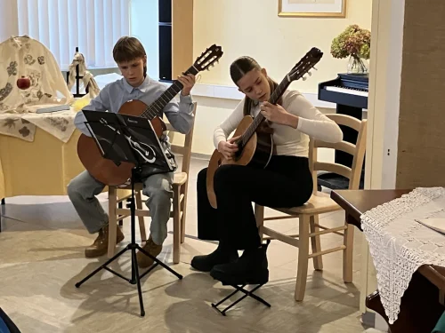 Ucenca-glasbene-sole