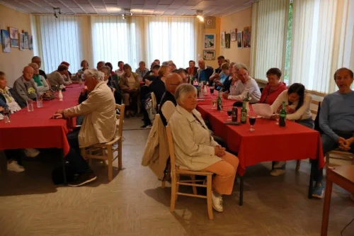 Vedno-polna-dvorana